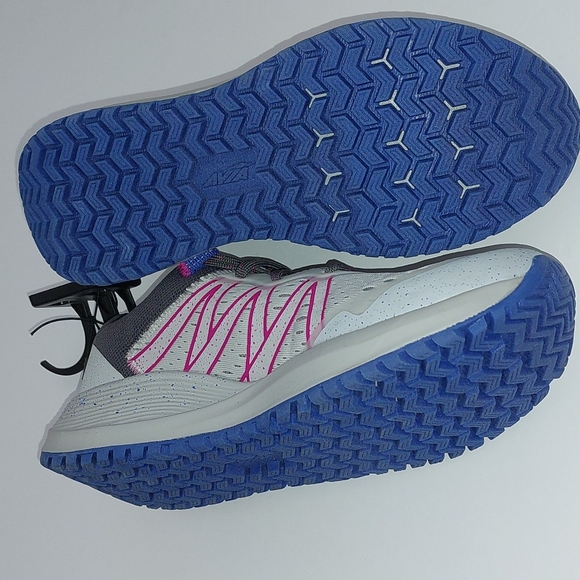 Avia Women's Trail Shoes - Picture 9 of 9